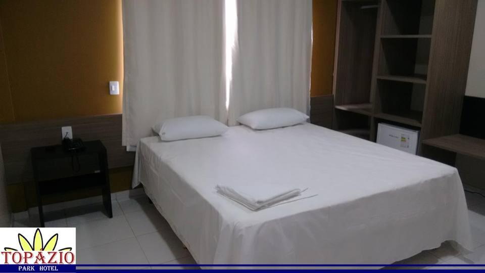 Topázio Park Hotel Afranio Kültér fotó